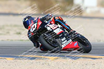 media/Oct-19-2024-CVMA (Sat) [[7df39c5a0d]]/Race 4-Formula Middleweight/